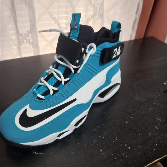 Nike Other - Ken Griffey Jr 1 size 11
